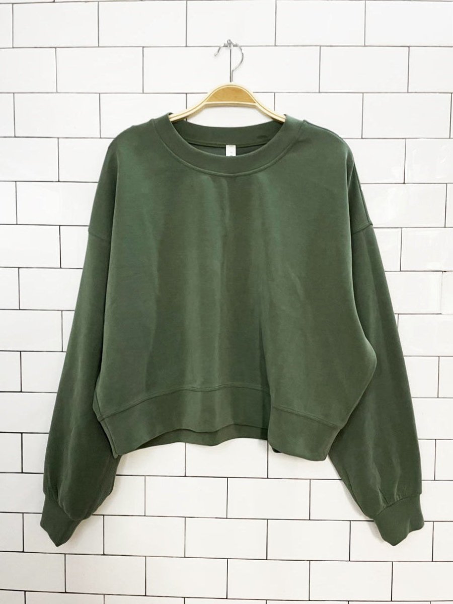 lululemon 2021 softstreme boxy sweatshirt | perfectly oversized cropped crew - good market thrift store