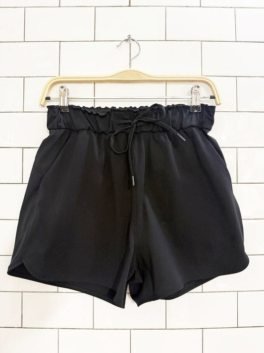 lululemon 2021 stretch high rise short 3.5" | nulu, luxtreme - good market thrift store