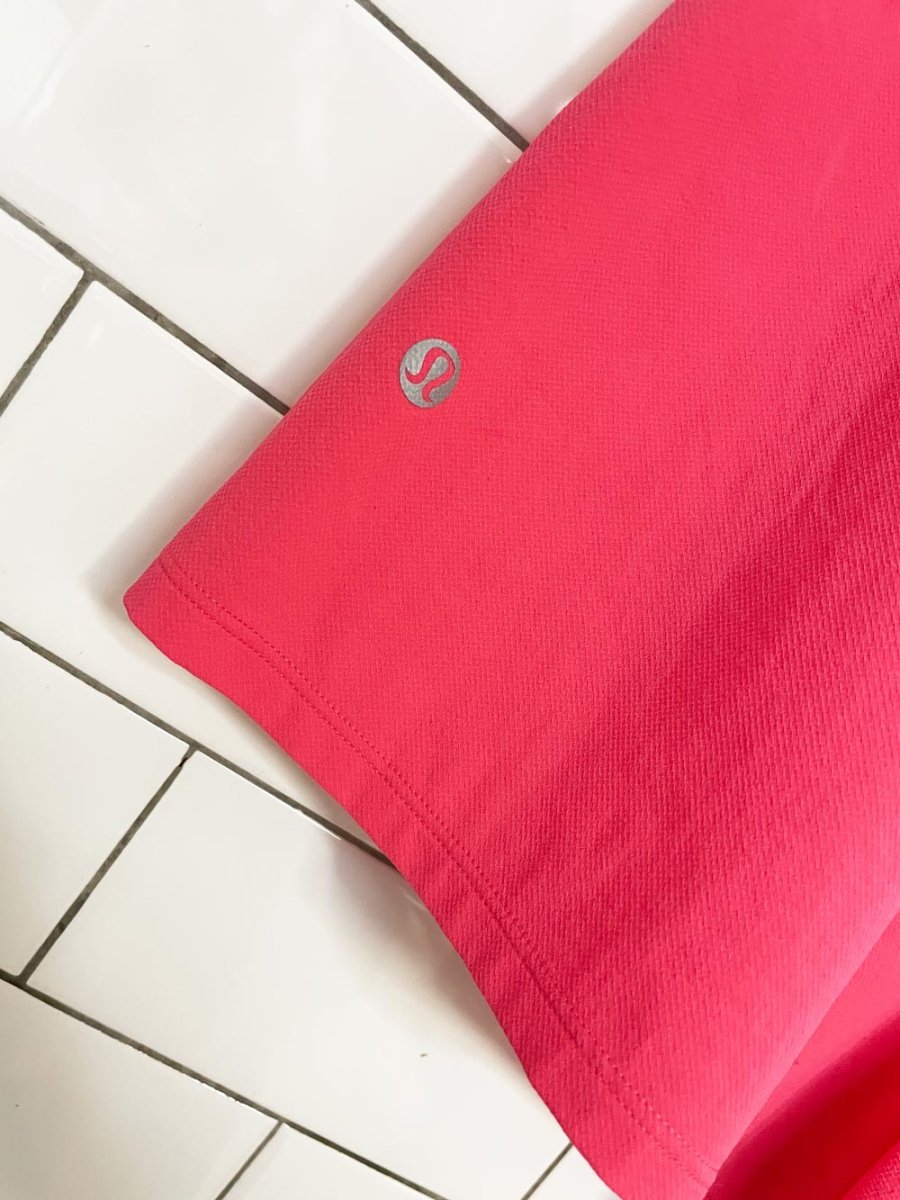 lululemon 2023 license to train high rise short 4" | lip gloss - good market thrift store