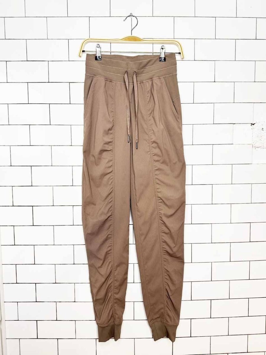 lululemon 2024 dance studio jogger tall | swift - good market thrift store