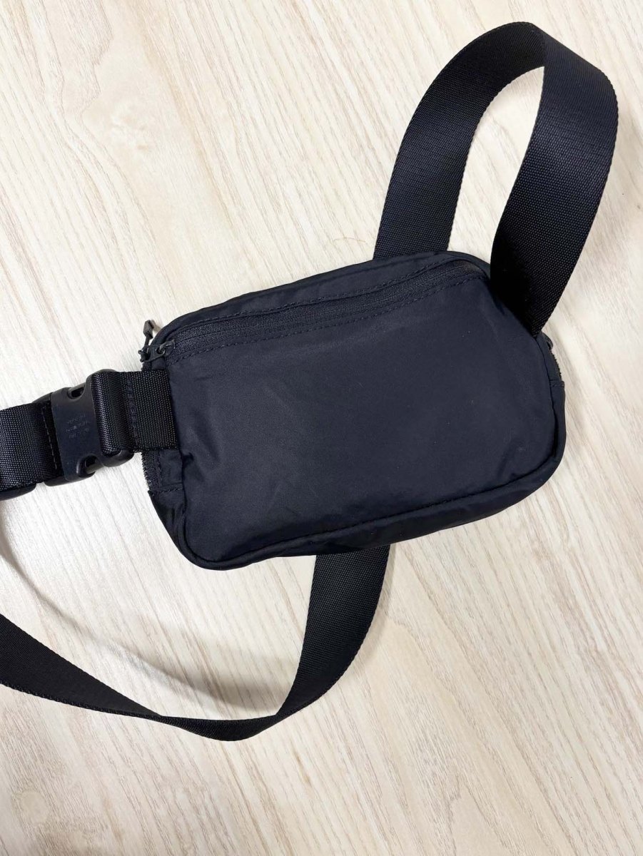 lululemon everywhere belt bag - good market thrift store
