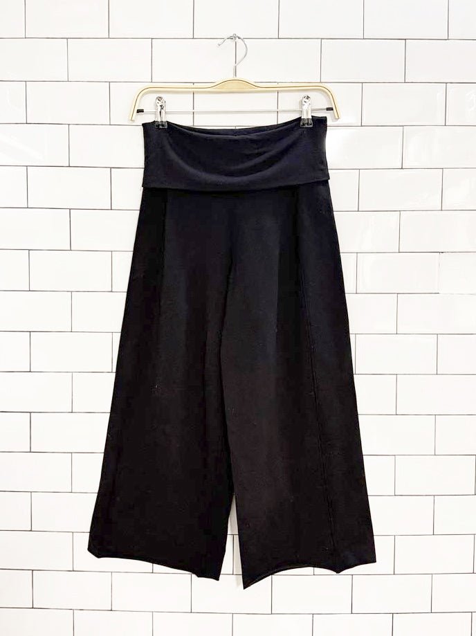lululemon fold over wide leg cropped pants | nulu - good market thrift store