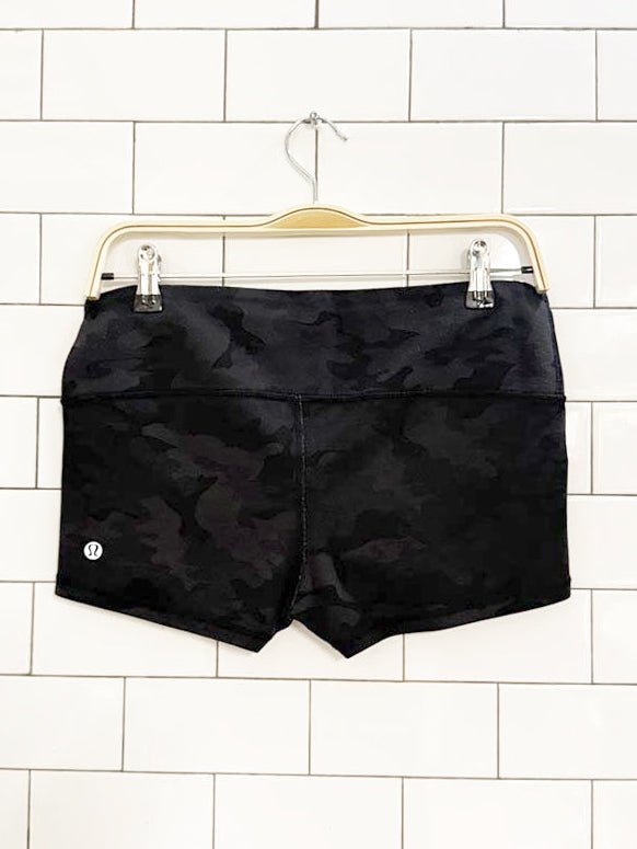 lululemon low rise camo boogie short | luon - good market thrift store