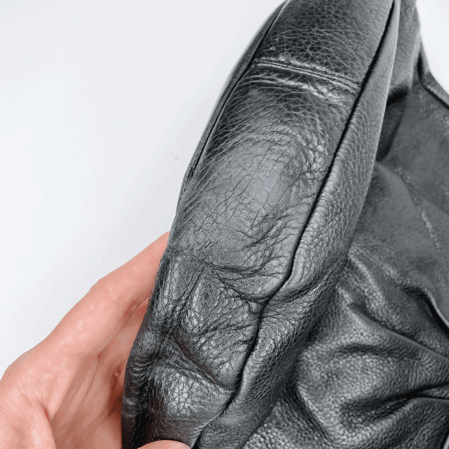 marc by marc jacobs black hillier hobo bag