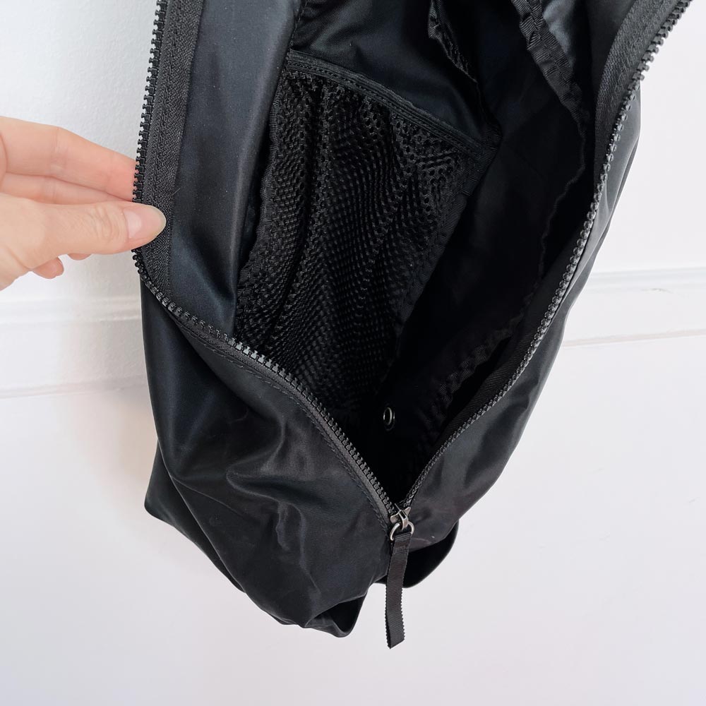 lululemon the yoga bag 14L