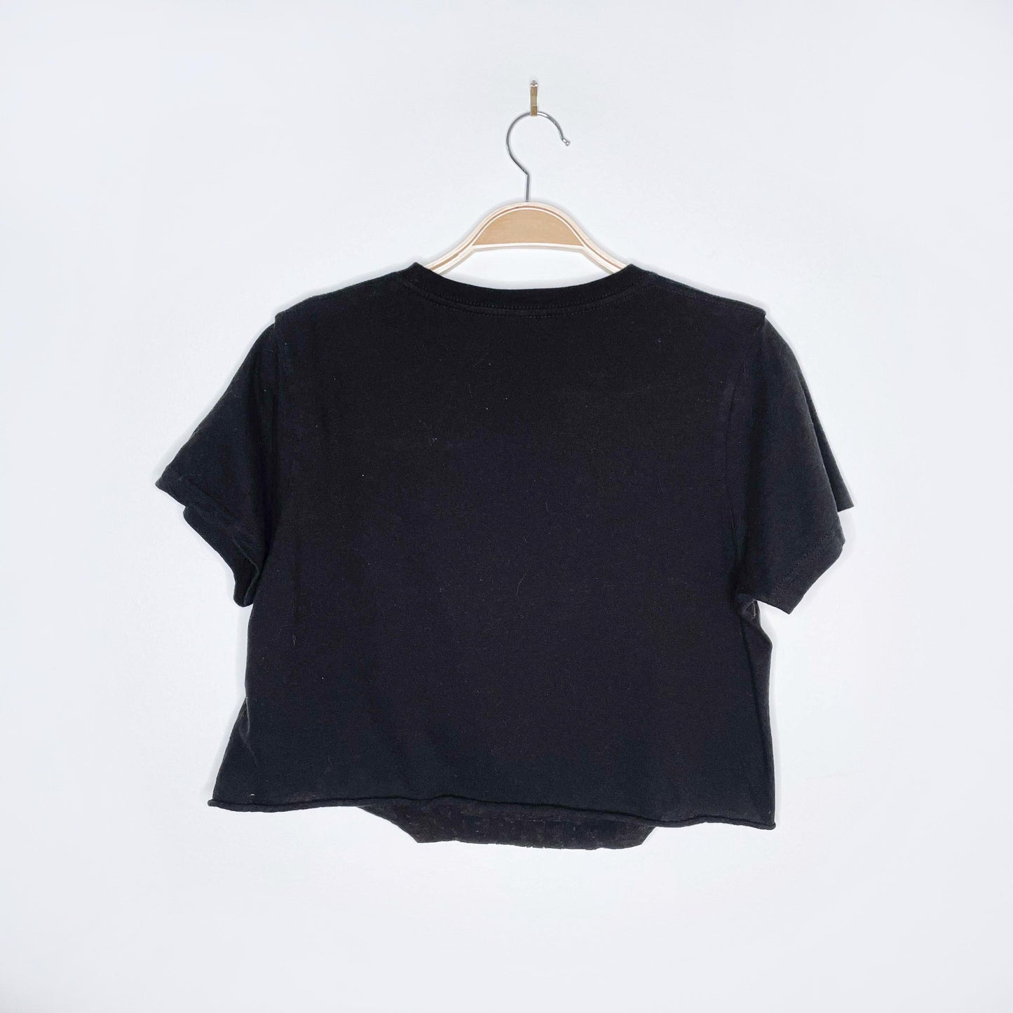 metallica flaming skulls crop tee