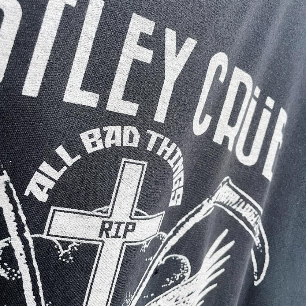 vintage motley crüe 2015 all bad things must come to and end final tour tee