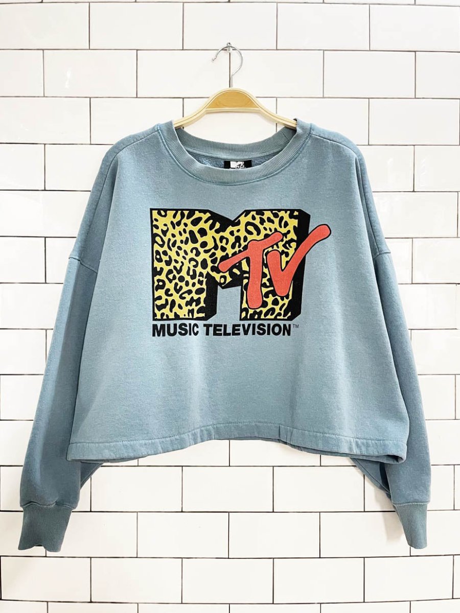 mtv animal print graphic boxy cropped sweatshirt - good market thrift store