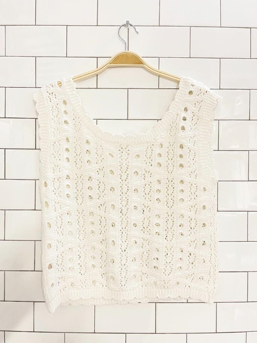 mystree crochet knit scallop edge sleeveless top - good market thrift store