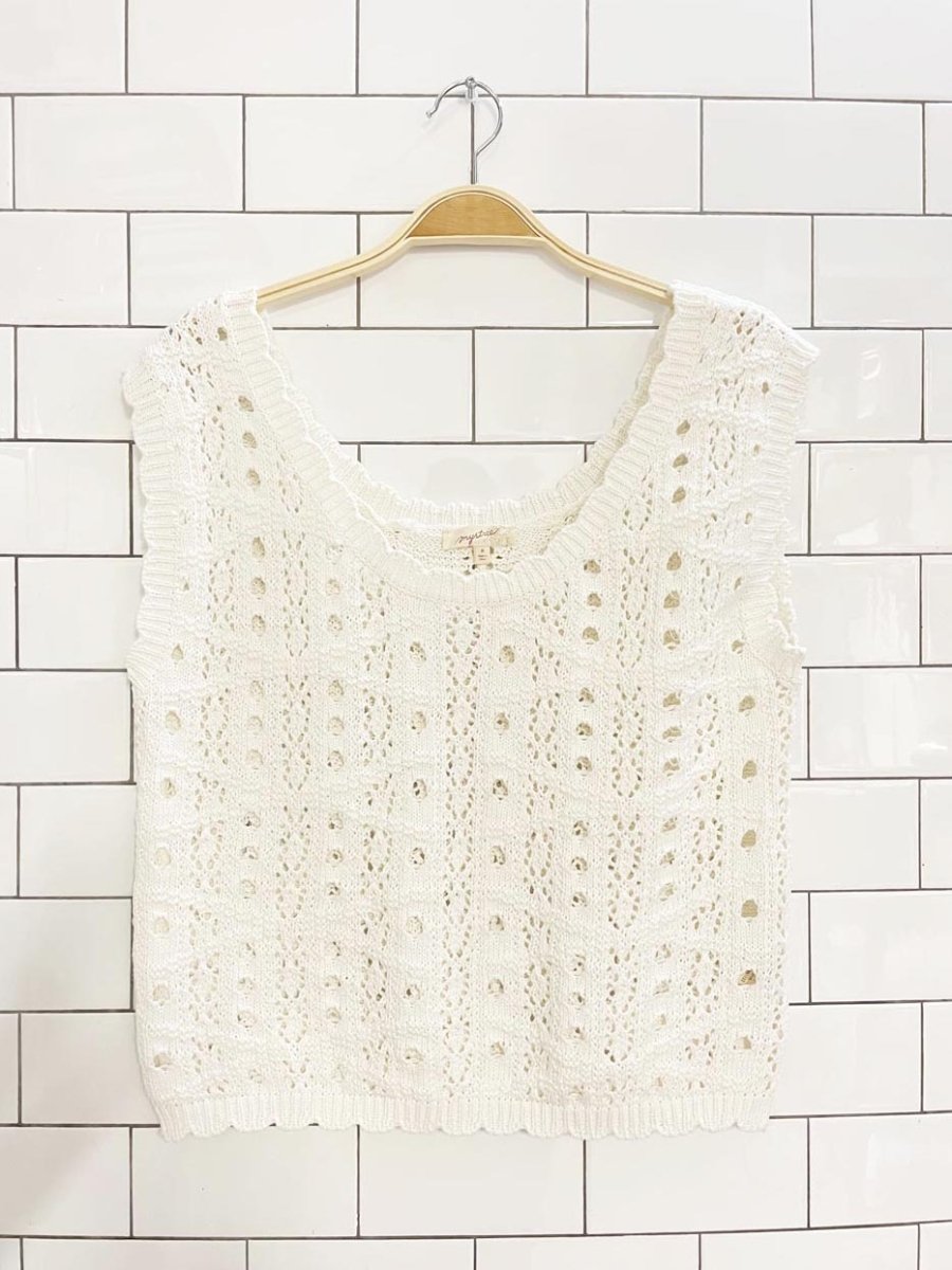 mystree crochet knit scallop edge sleeveless top - good market thrift store