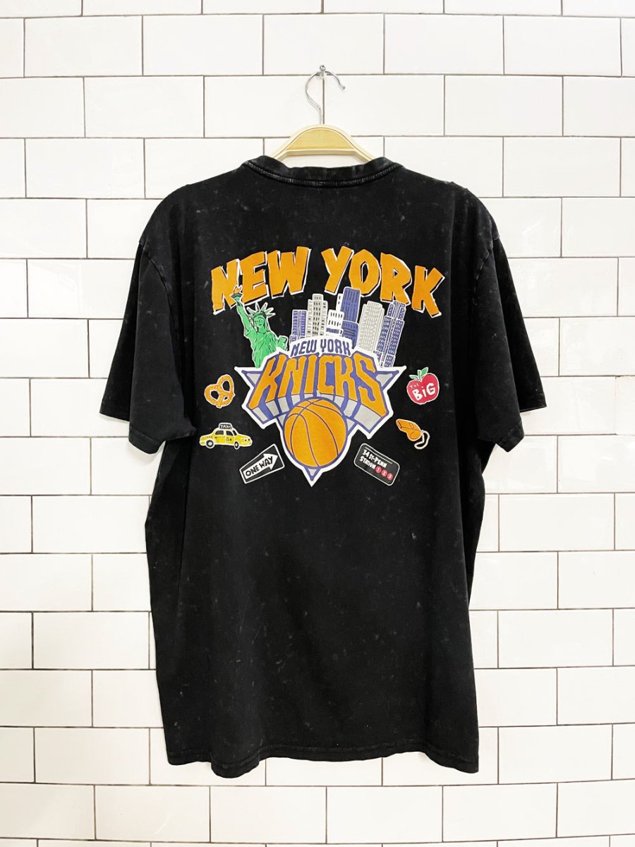 new york knicks NBA graphic tee - good market thrift store