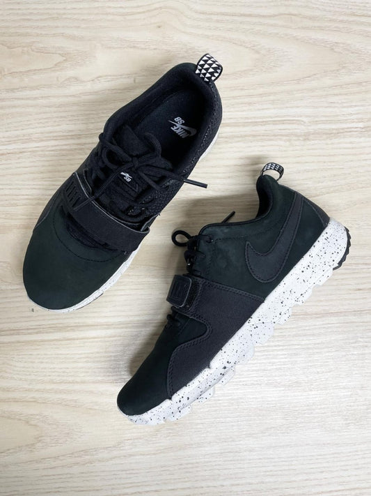 nike sb trainerendo leather velcro strap sneakers - good market thrift store
