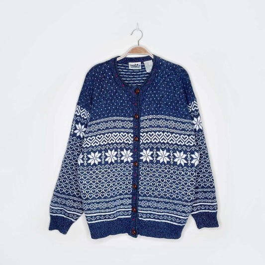 vintage nr snowflakes and hearts nordic knit cardigan - size large