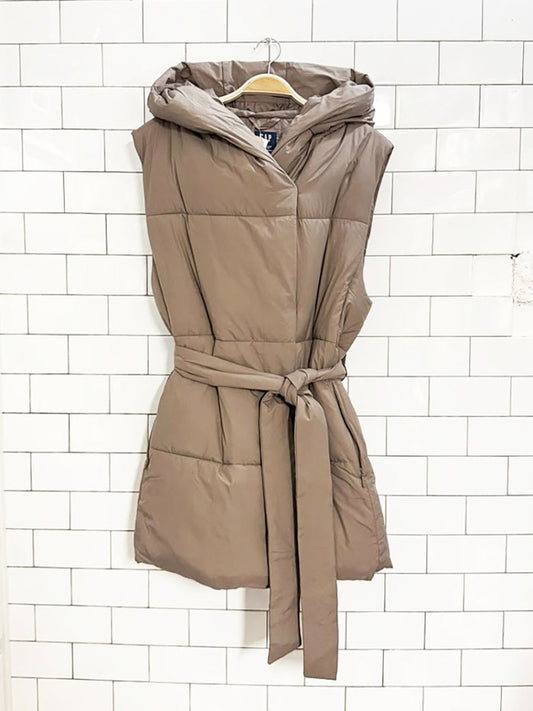 nwt gap duvet wrap belted puffer vest - good market thrift store