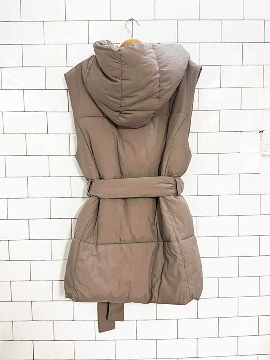 nwt gap duvet wrap belted puffer vest - good market thrift store