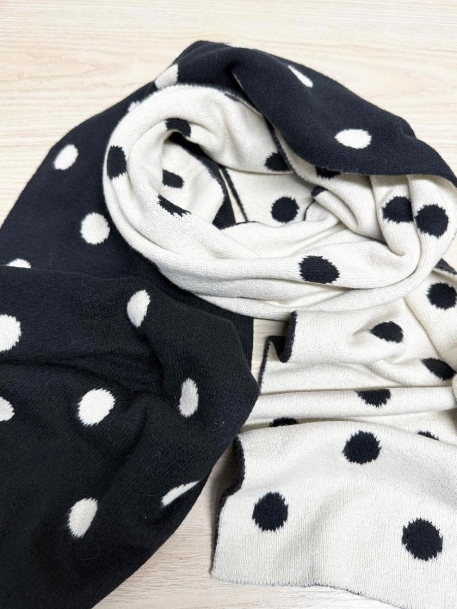 nwt gap polka dot two - tone knit scarf - good market thrift store