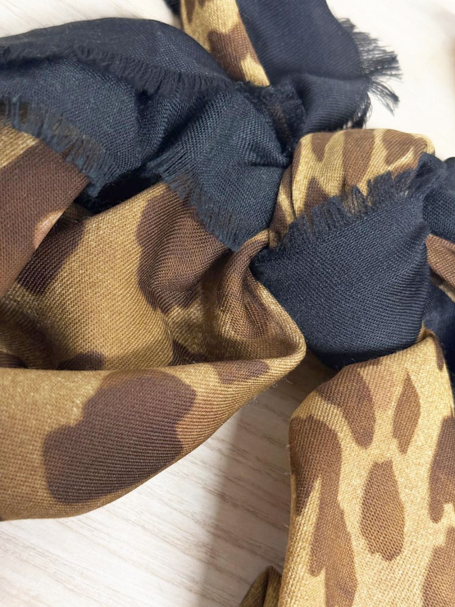 nwt vintage anne klein animal print fringe square scarf | made in Italy - good market thrift store