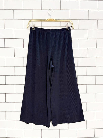 okaïdi ribbed wide leg cropped pants - good market thrift store