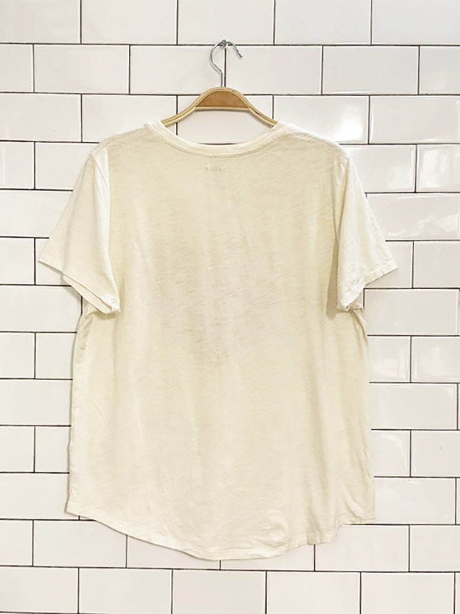 old navy love always graphic tee - good market thrift store