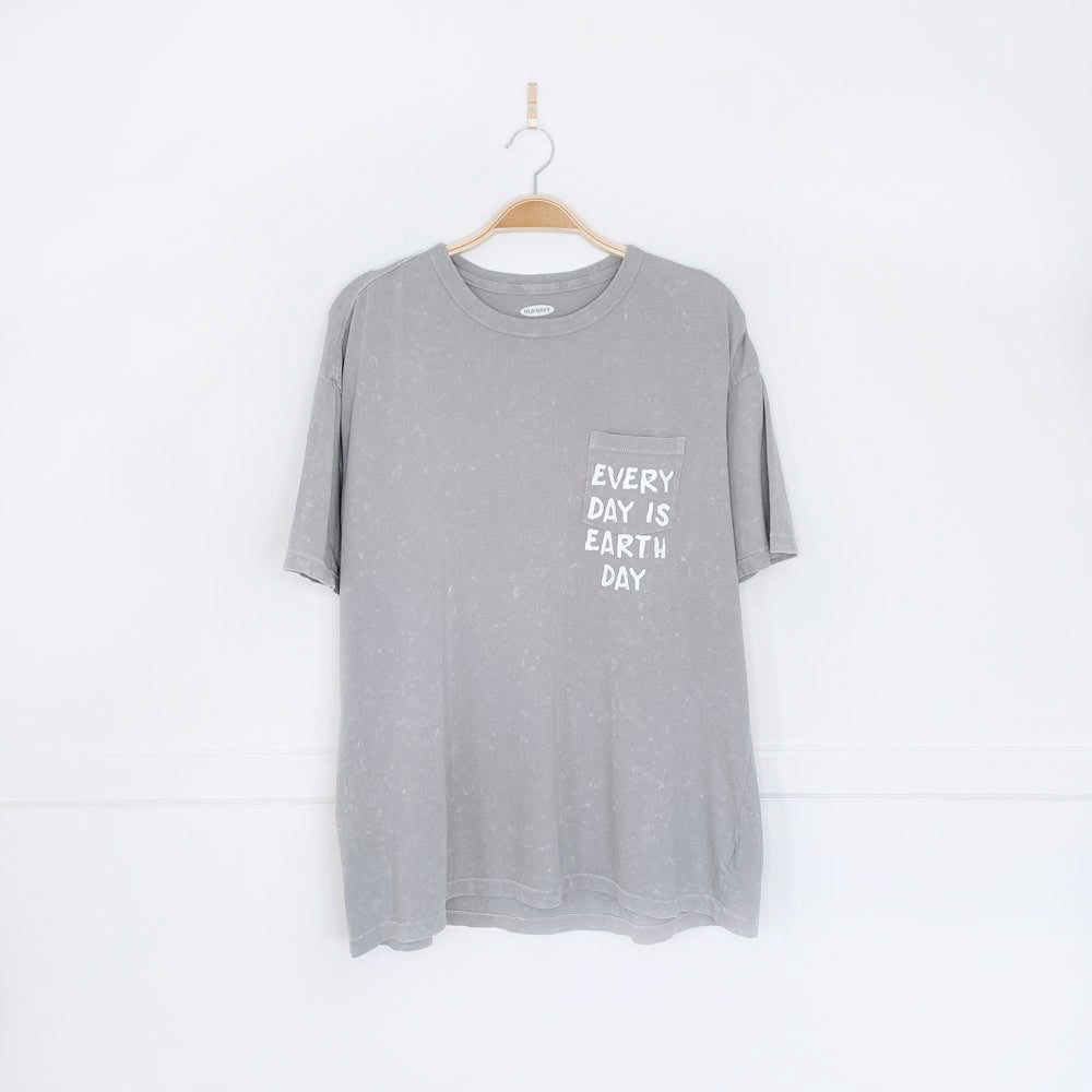 old navy x earth activist soft washed pocket tee