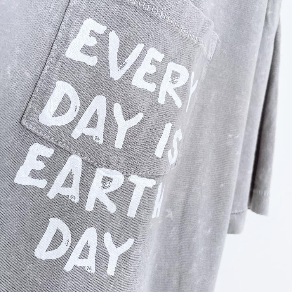 old navy x earth activist soft washed pocket tee