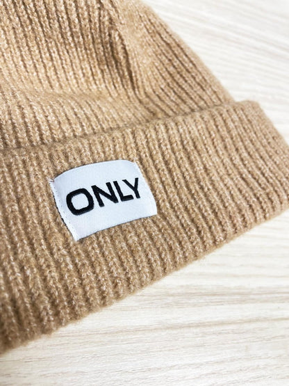 only cara life knit toque - good market thrift store