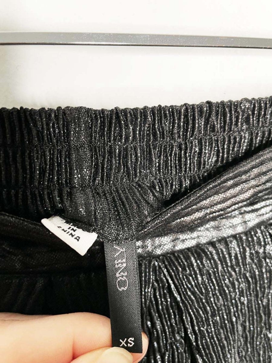 only pleated crinkle shine ankle pant - good market thrift store