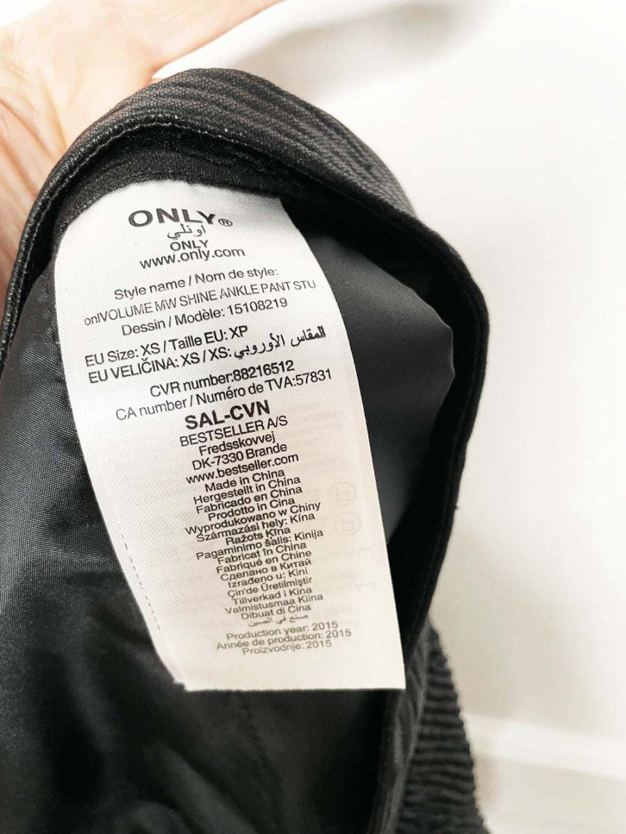 only pleated crinkle shine ankle pant - good market thrift store