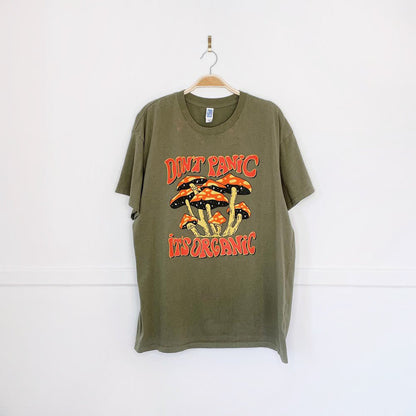 don't panic it's organic | mushrooms tee - good market thrift store