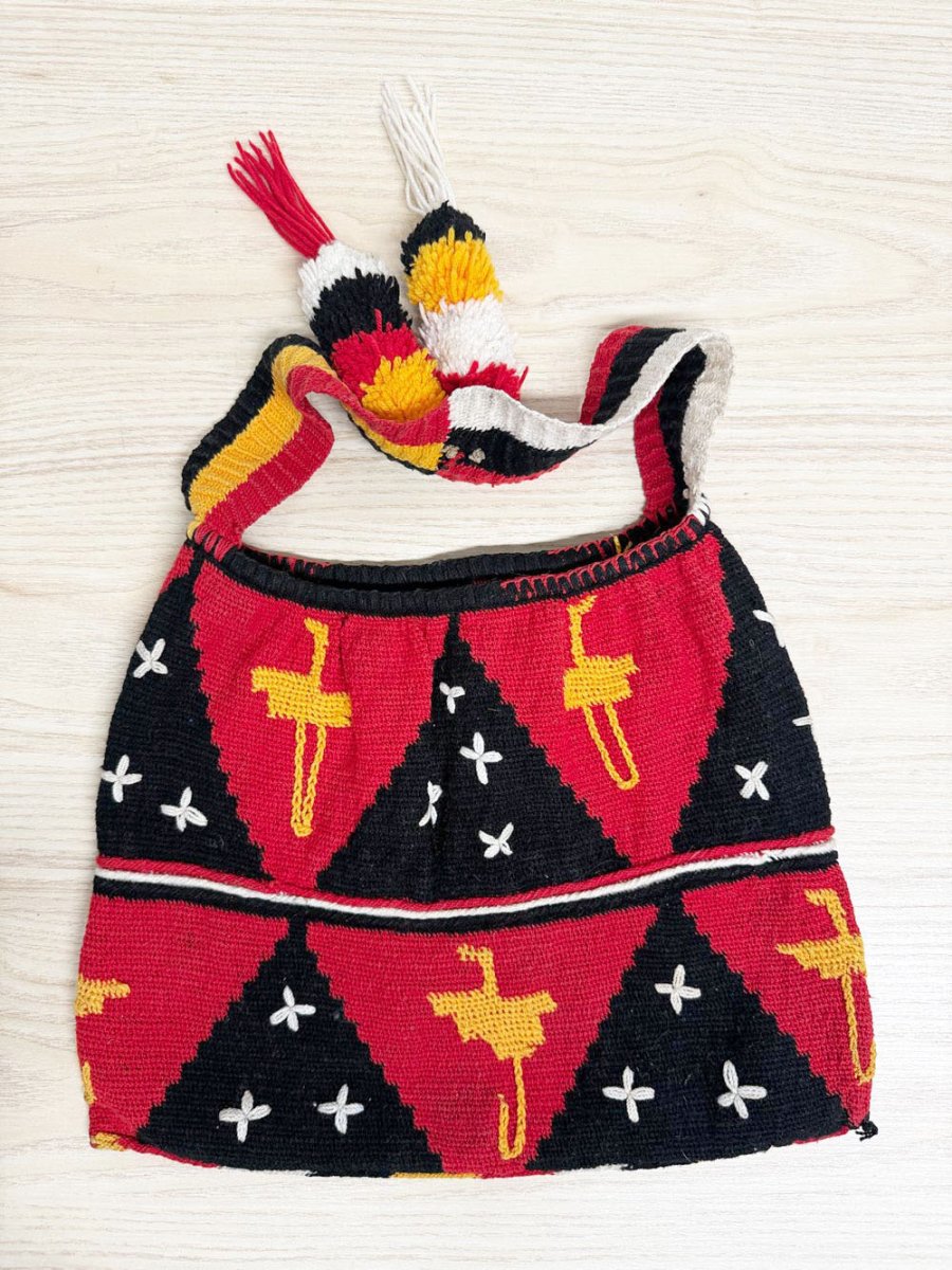papua new guinea bilum knit shoulder bag - good market thrift store