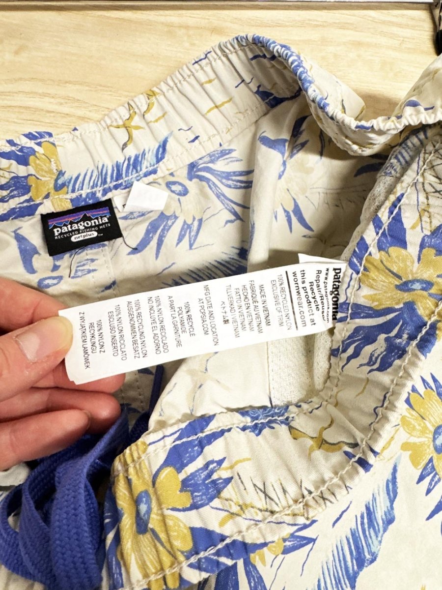 patagonia barely baggies tropical shorts - good market thrift store