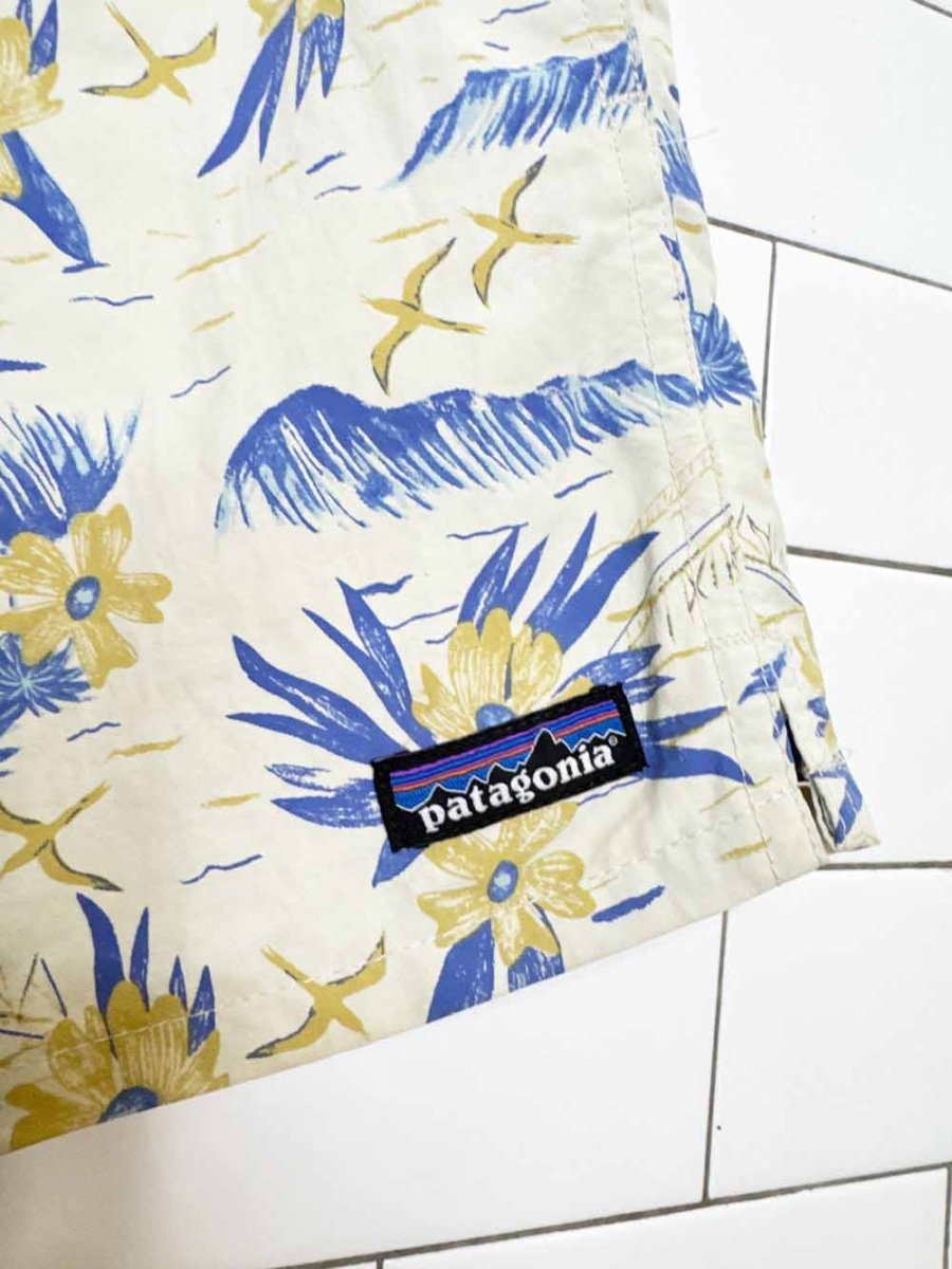 patagonia barely baggies tropical shorts - good market thrift store