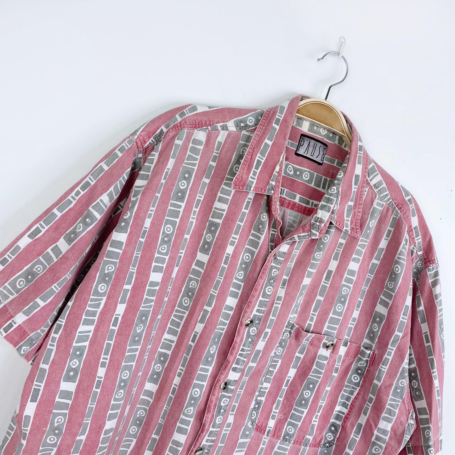 vintage 90s pause patterned cabana shirt