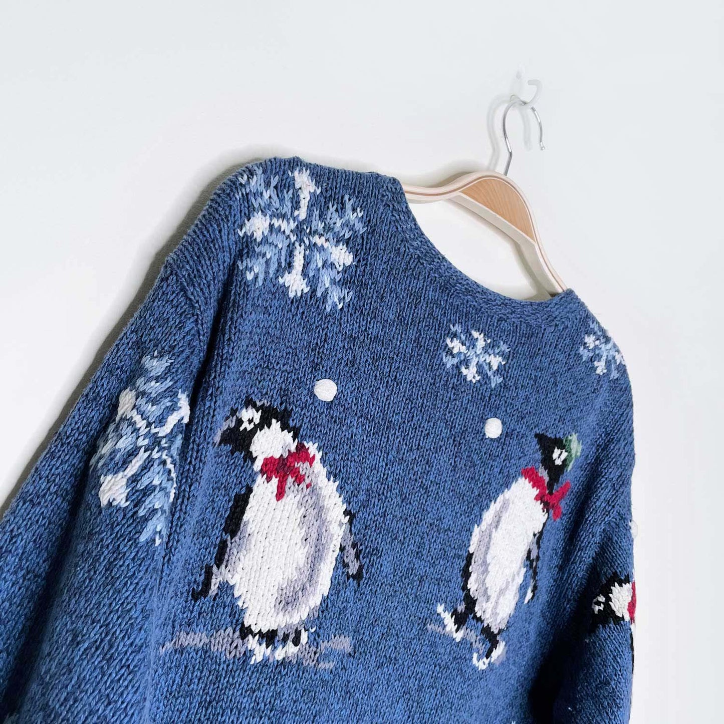 vintage holiday penguins linen-blend cardigan - size medim