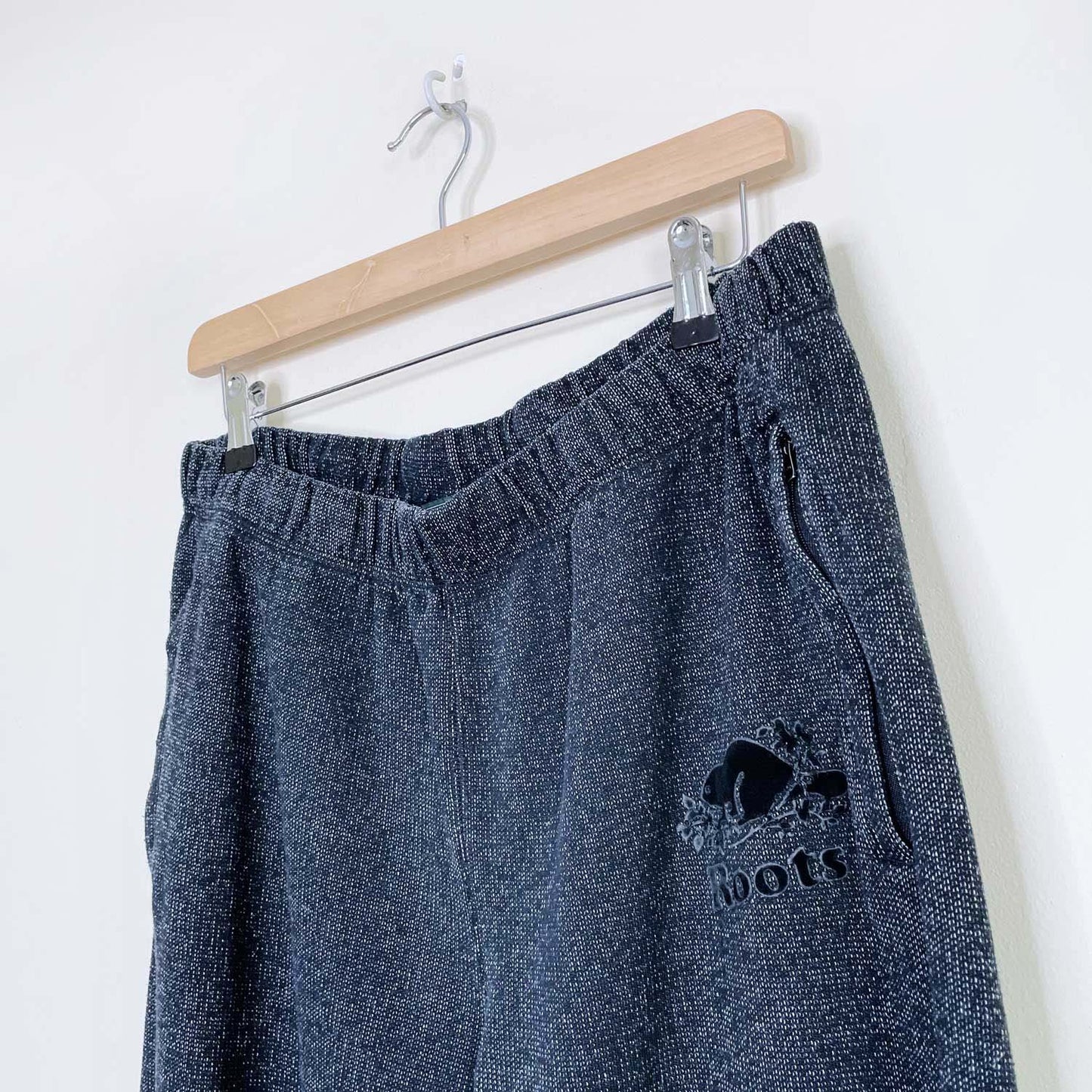 roots original boyfriend sweatpant black pepper - size medium