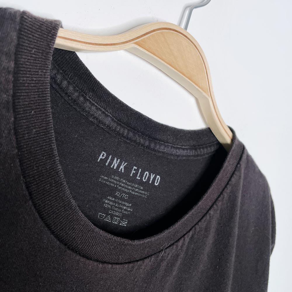 pink floyd 2021 dark side of the moon tee