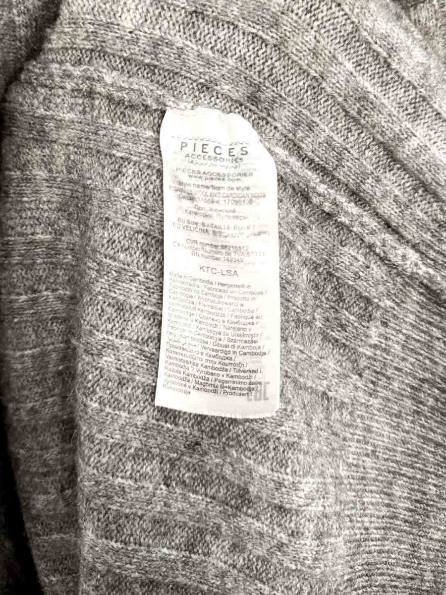 pieces wool - blend chunky ribbed knit cardigan - good market thrift store