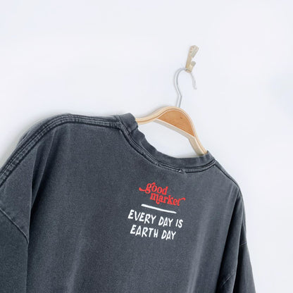 vintage pierre cardin x earth activist tee