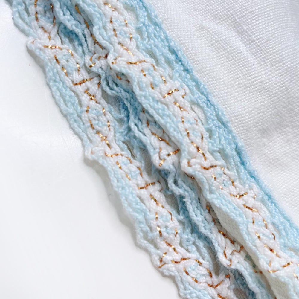 vintage holly crochet trim table cloth