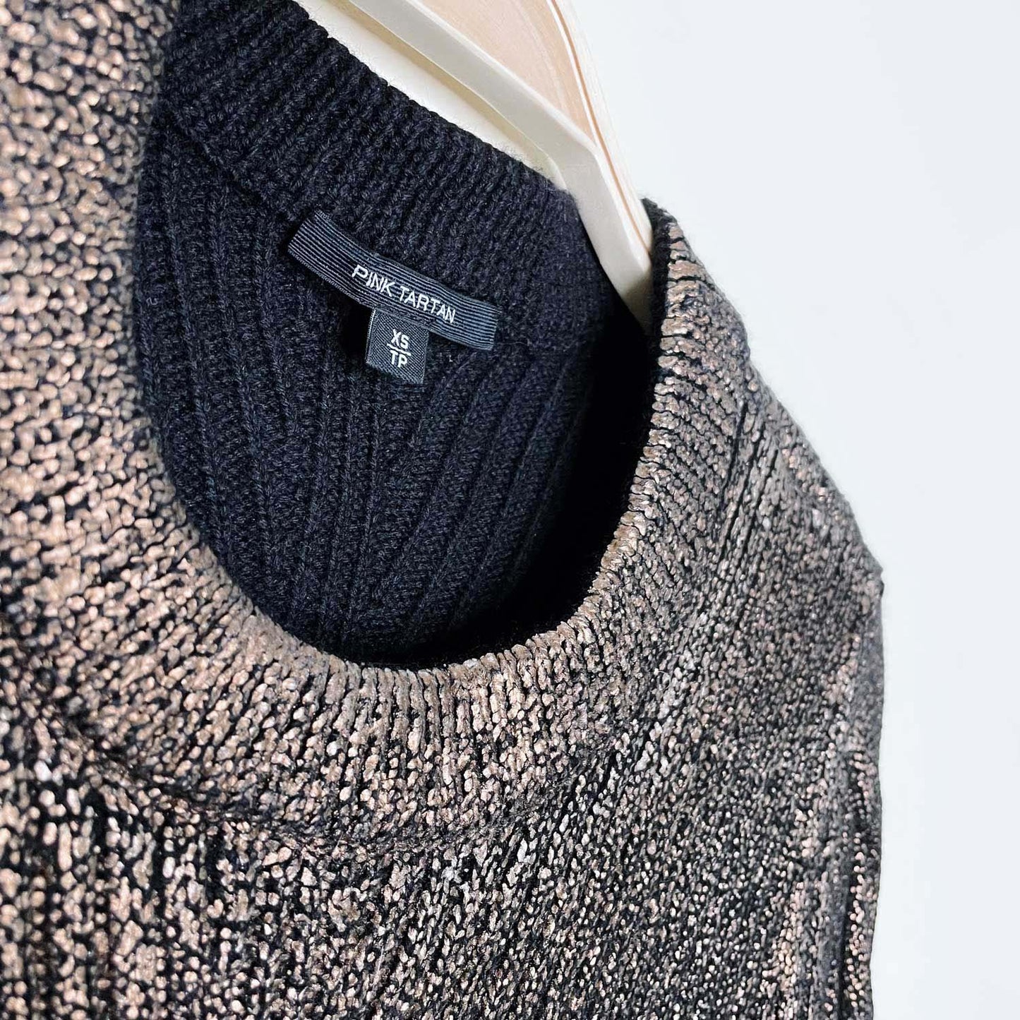 pink tartan gold shimmer 100% wool knit pullover - size xs