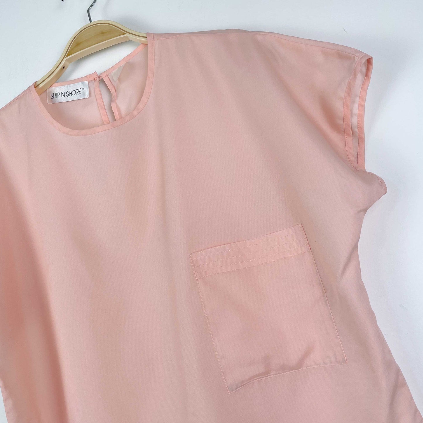 vintage 80s sip n shore pink tee