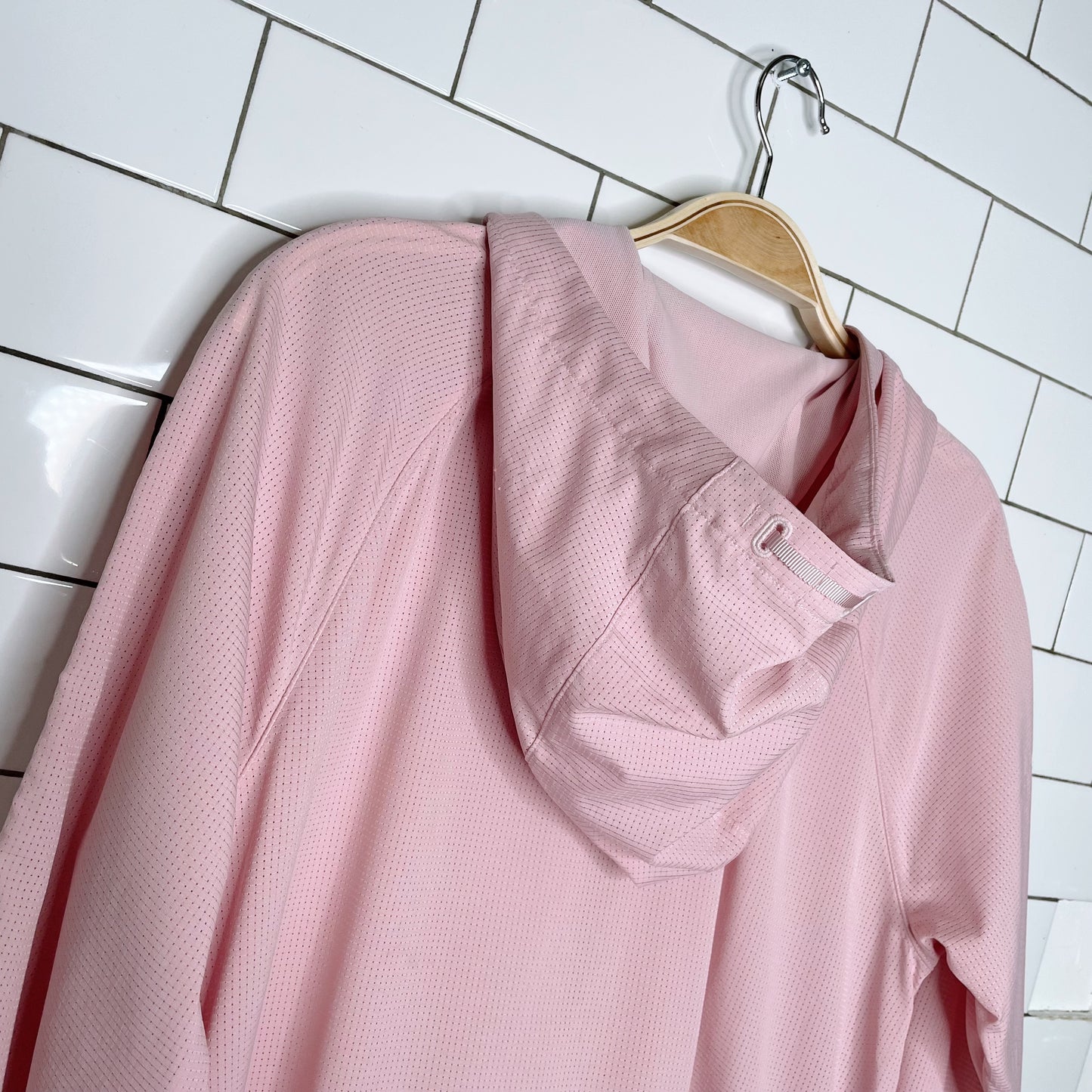 lululemon 2020 pack light pullover packable jacket - size sm/med