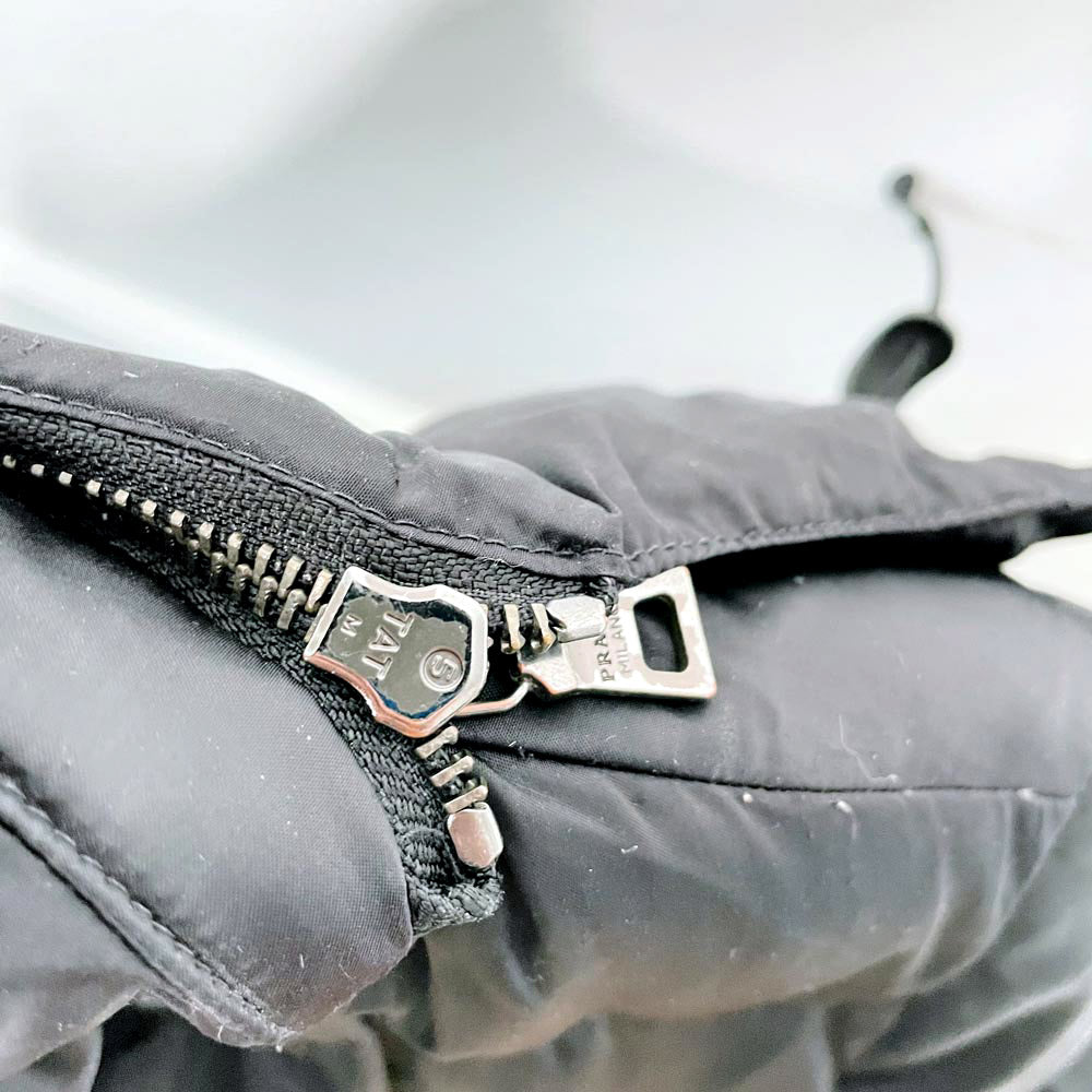 vintage 00s prada down puffer jacket