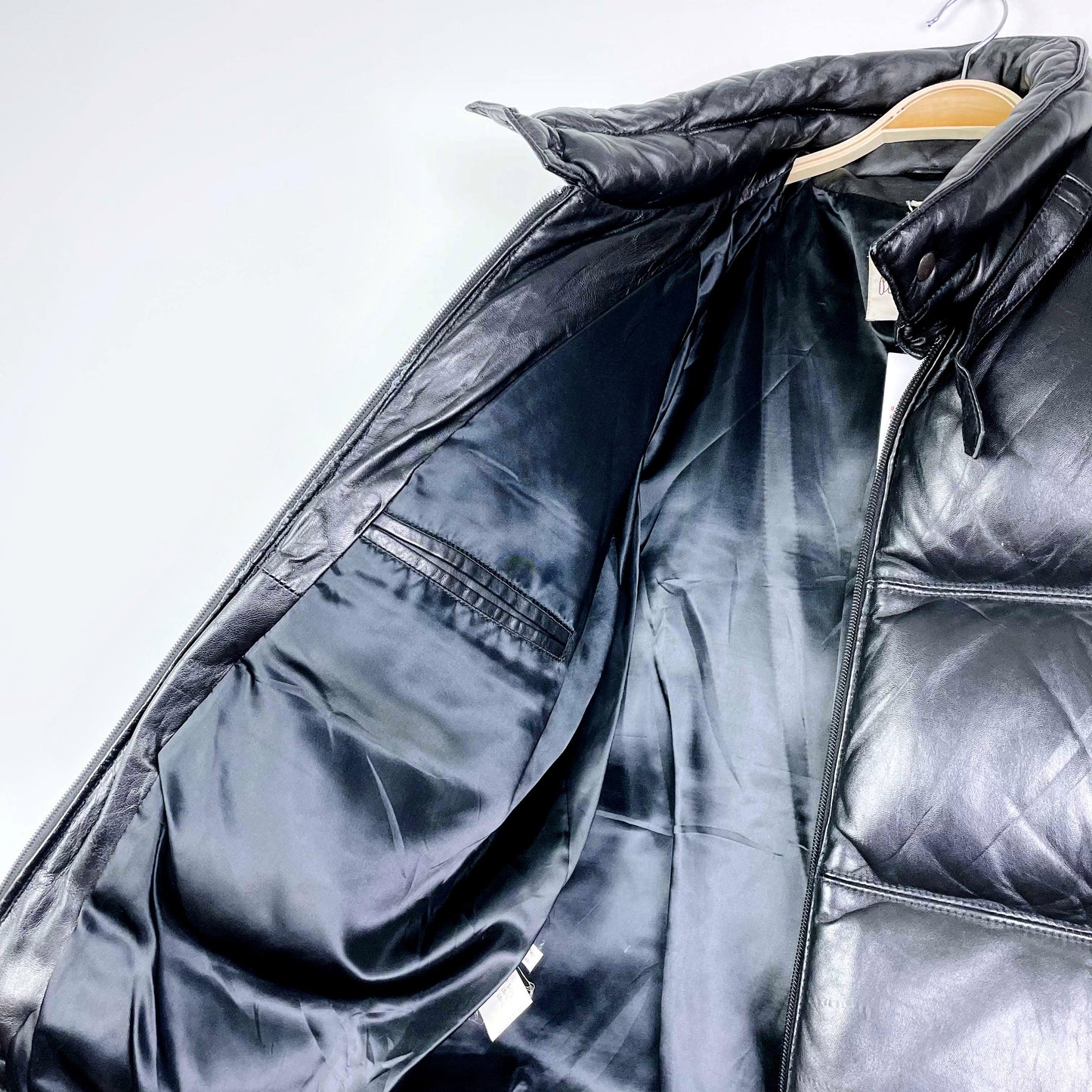 vintage philippe monet black leather puffer jacket - size 44
