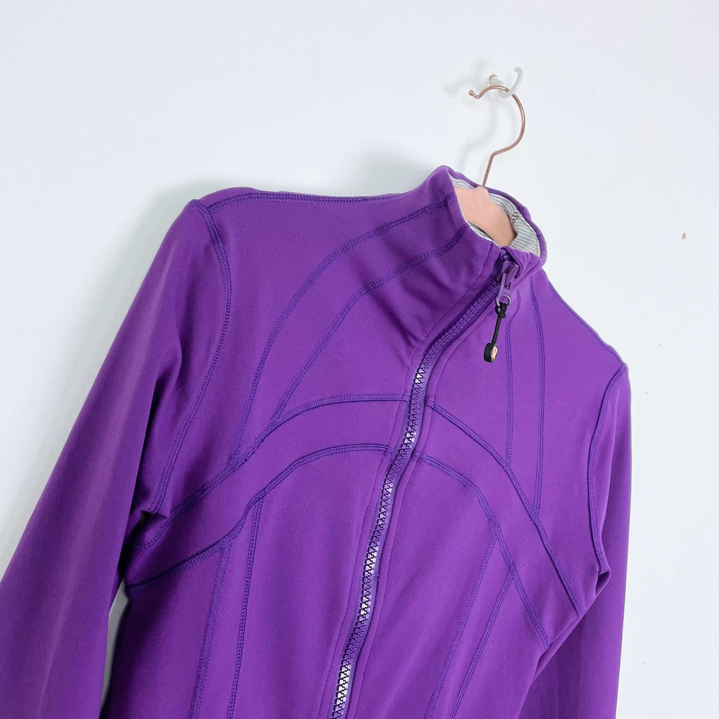 lululemon define track jacket - size 4