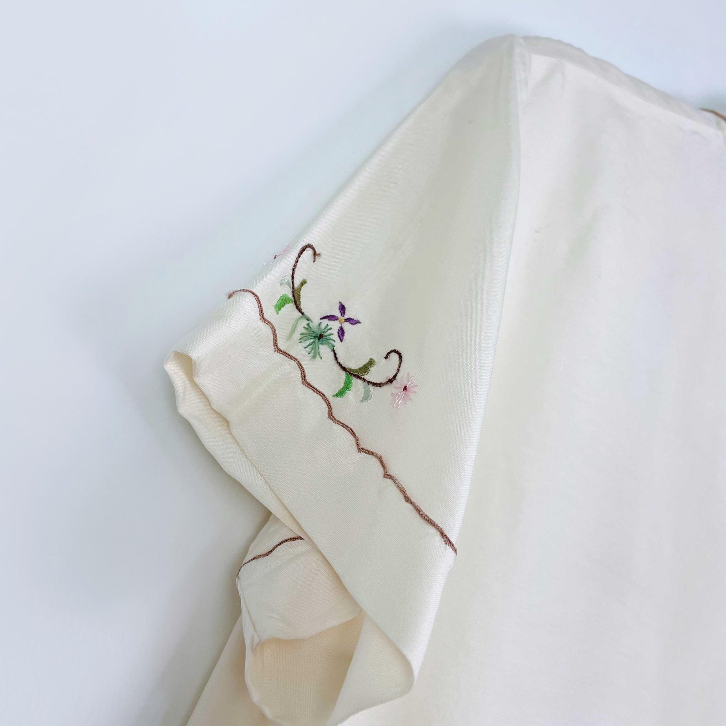vintage 60s hand embroidered silk qipao blouse