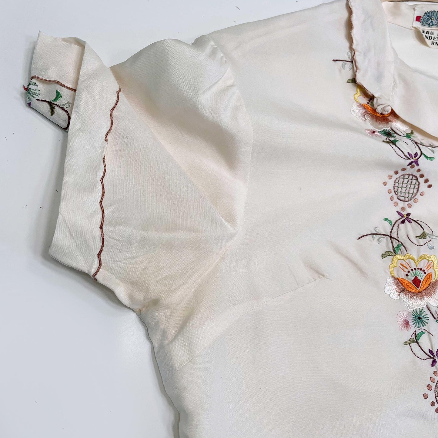 vintage 60s hand embroidered silk qipao blouse