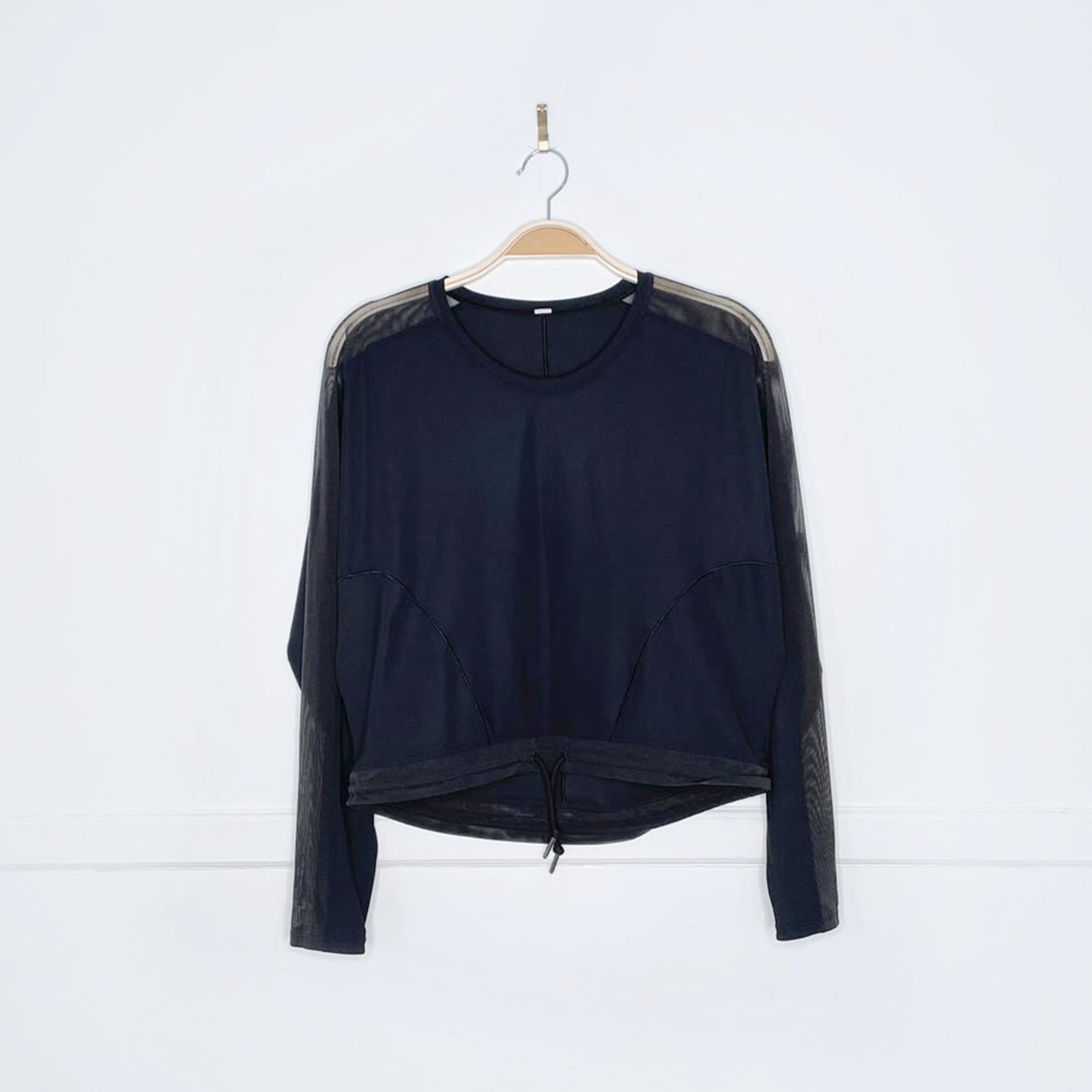 lululemon 2019 reach for the run long sleeve