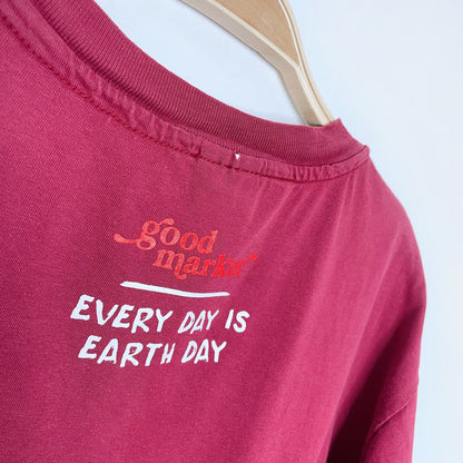 vintage 00s hanes beefy tee x earth activist crop tee