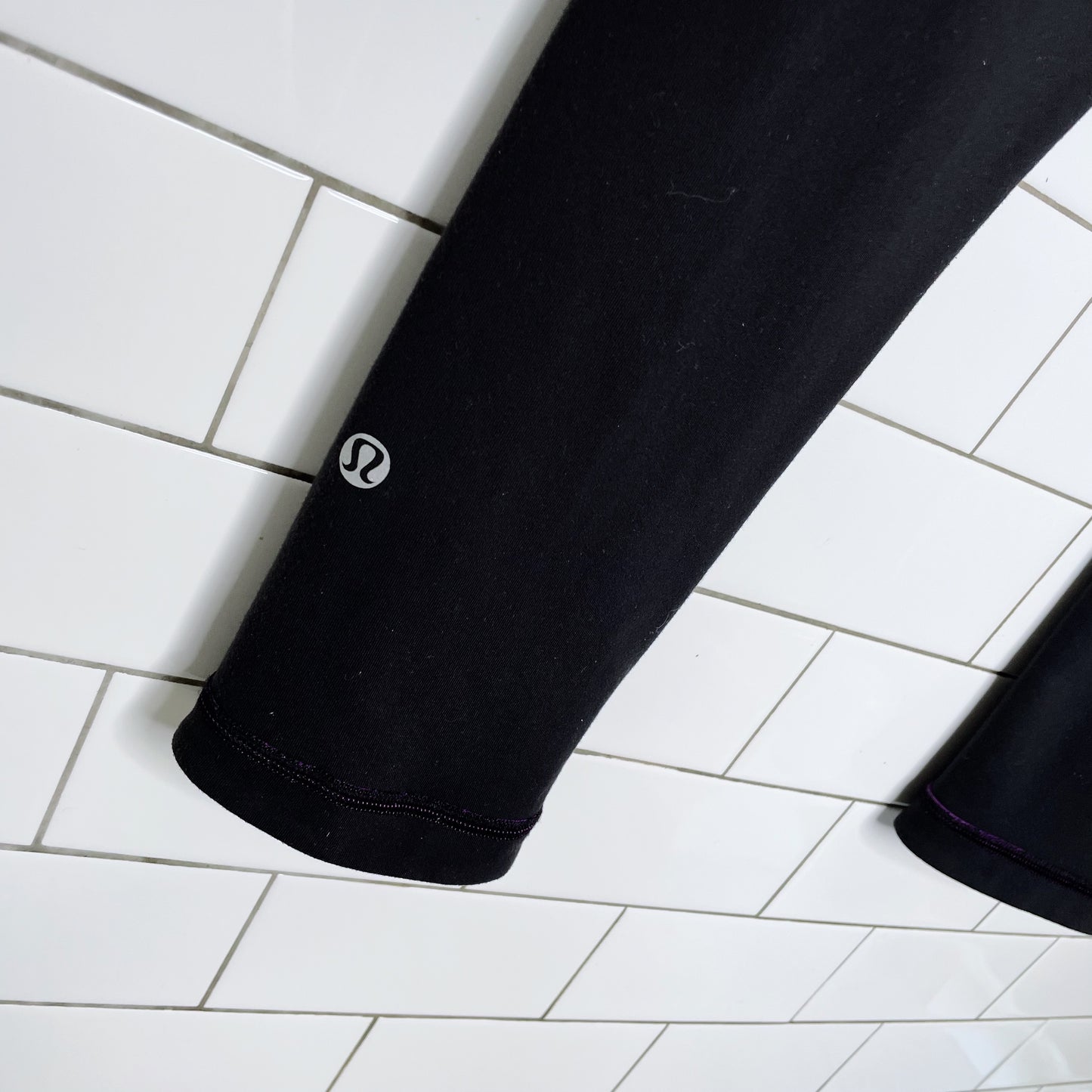 lululemon wunder under full on luon reverse crop tights - size 4